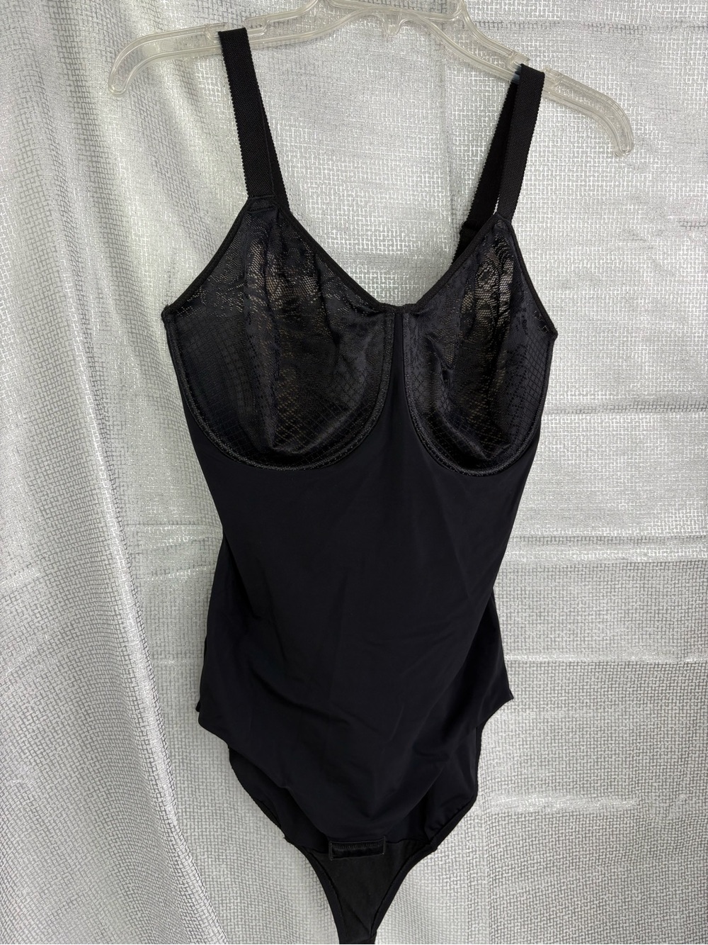 Wacoal shape-wear Black Lace-Detail Bodysuit with bra size 40DDD